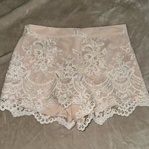 Alice and olivia embroidered short
